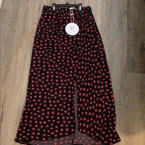 NWT - Princess Polly floral midi skirt